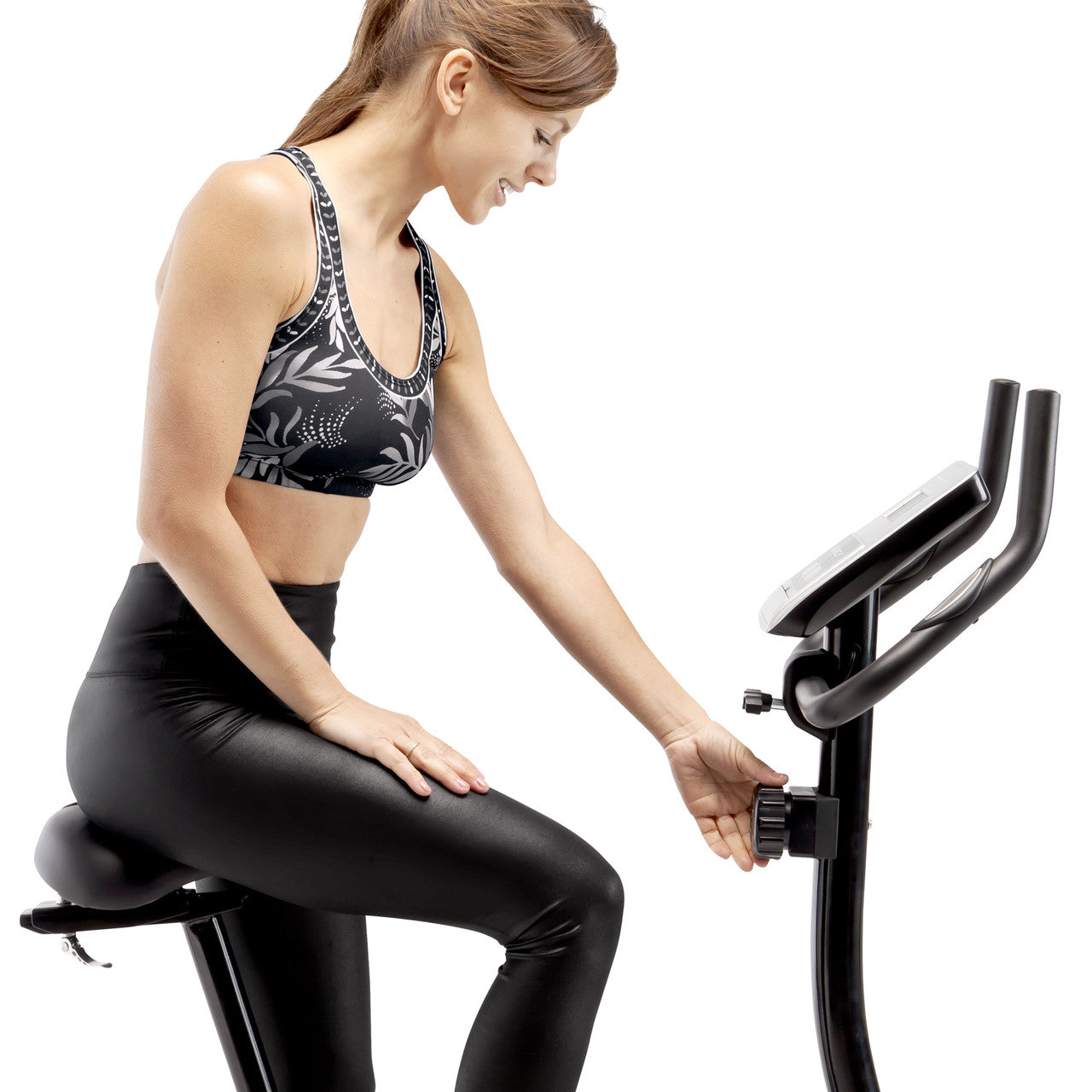 marcy magnetic upright bike ME-1016U using tension knob to adjust resistance