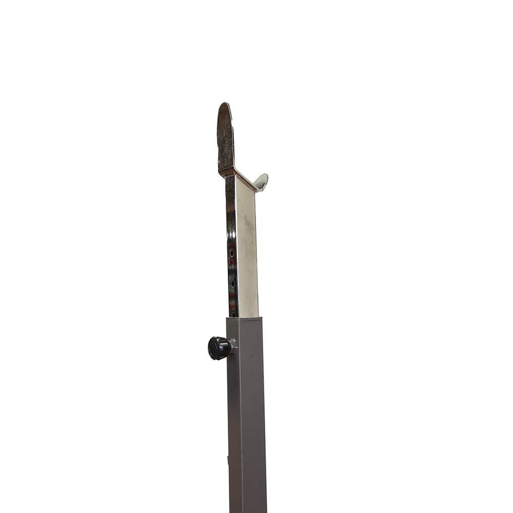 The Marcy Foldable Mid-Size Workout Bench MWB-50100 by Marcy has bar catches on the back of the post allowing you to do squats